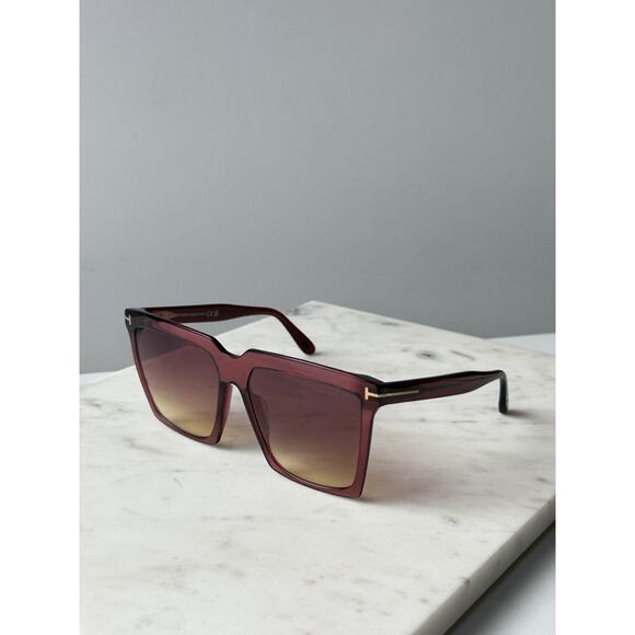 NEW Tom Ford FT0764 Sabrina Pink Gradient Sunglasses $520 - Picture 5 of 9